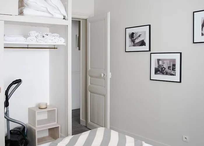 Lejlighed Bnbnova - Eiffel Tower & Les Invalides - 1Br Paris